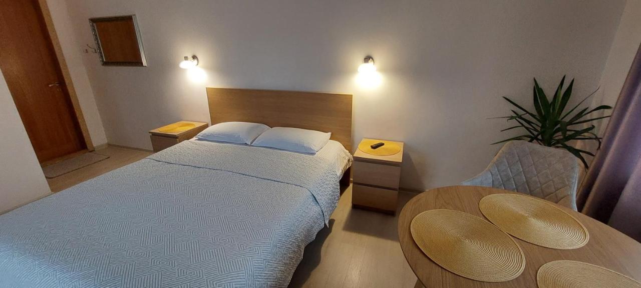 Apartamentai šalia baseino Palanga Exterior foto